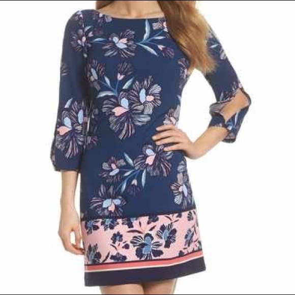 Vince Camuto Dresses & Skirts - Vince Camuto Floral Crept Shift Dress Size 8